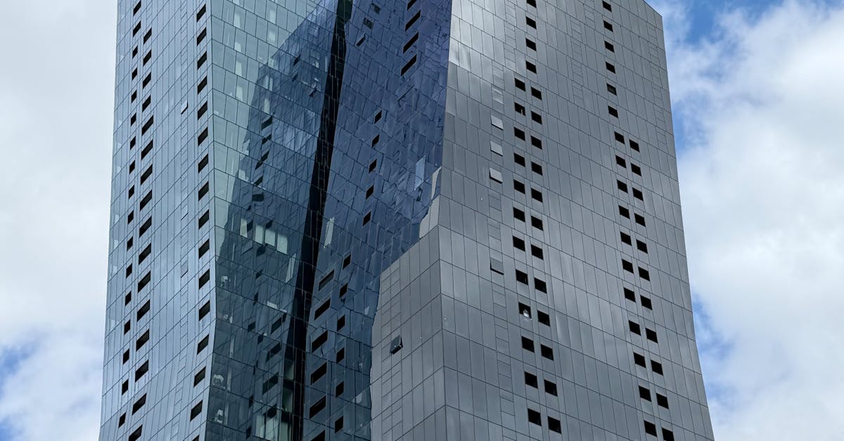 Proximity of Indian Dining to Melbourne's Tourist Hotspots